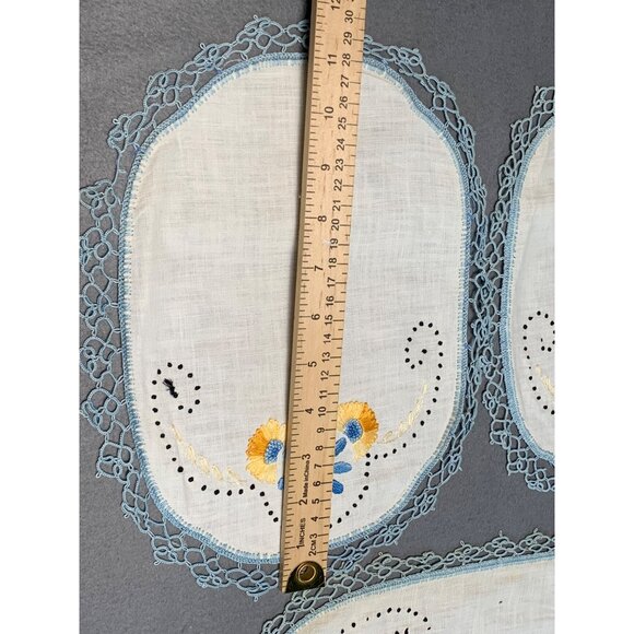 Vintage Embroidered Linen Doilies Set of 3 Blue & Yellow Floral Light Blue Croch - Picture 8 of 11